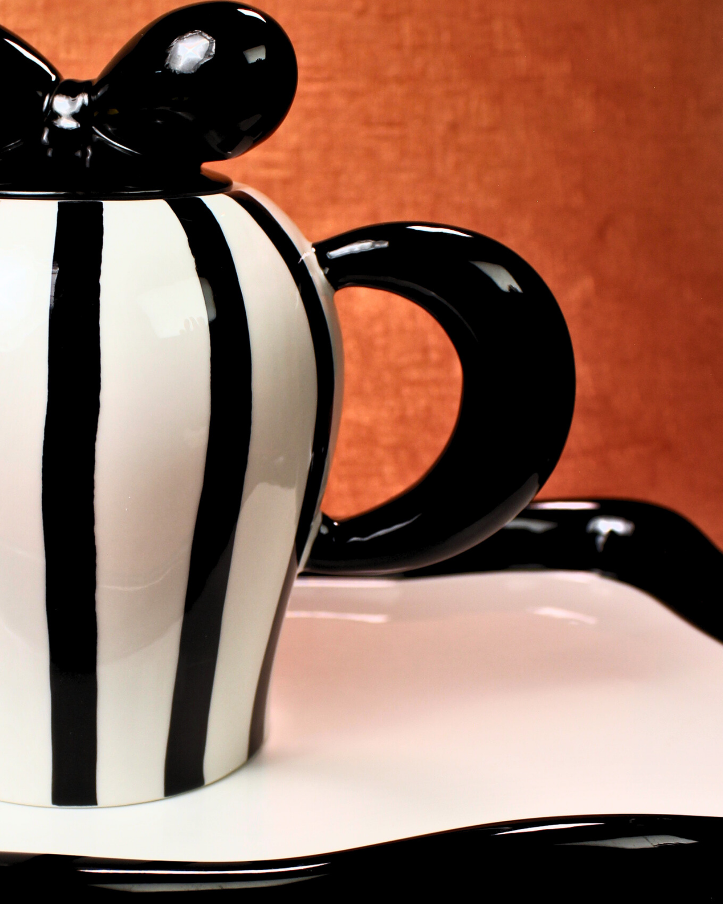 The Black Tie & Bow Ceramic Tea Set - 6 Cups with Ceramic Tray