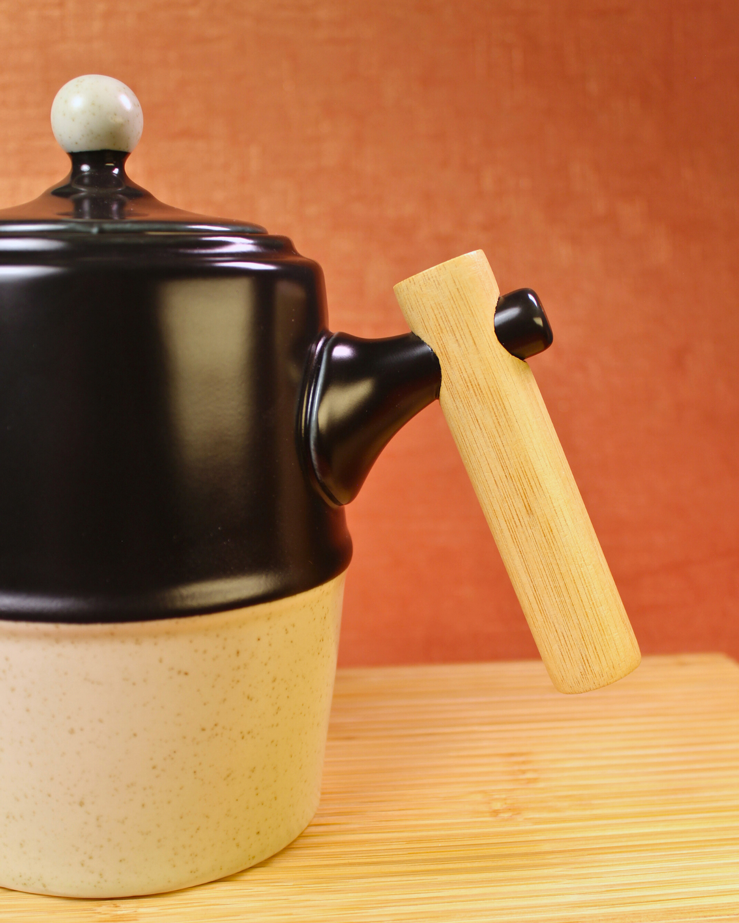 The Noir & Wood Ceramic Tea Set - 6 Cups with Bamboo Tray