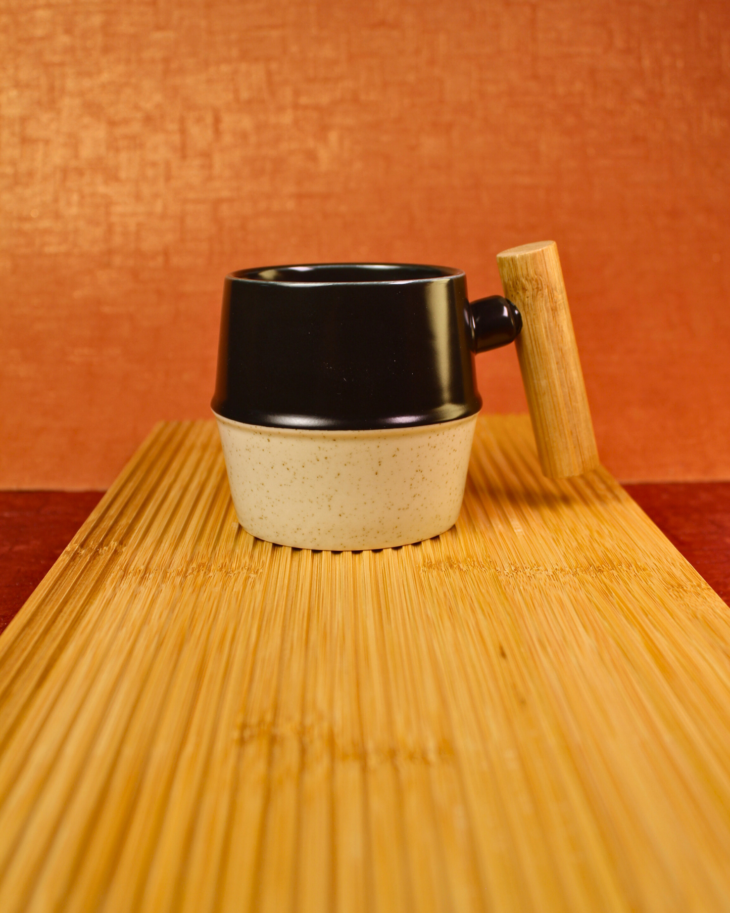 The Noir & Wood Ceramic Tea Set - 6 Cups with Bamboo Tray