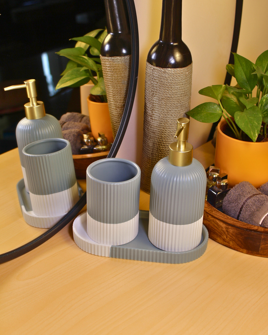 Monarch Mist Ceramic Bath Set – Set of 3